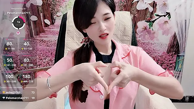 Xiaoxiao-258 - 肛塞狐狸尾巴3分钟