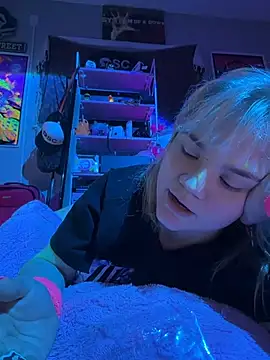 Cutiepiespanks - ✨Fuck Pussy with Glowing Dildo✨