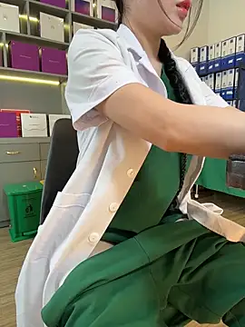 Secretly_masturbating - make me orgasm at the clinic/クリニックでオーガズム