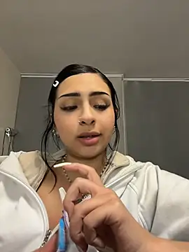 Hilary_pinkk - Spank ass 🍑
