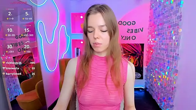 TinaTayylor - MAKE YOUR BUTT RED