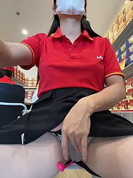 Sneaky_Cumshoot - Sneaky masturbatiing under Mart Cashier