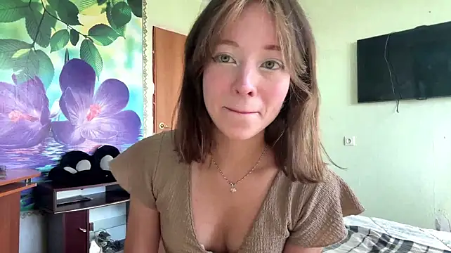 SusanaHallet - tease u with my sexy bra and top
