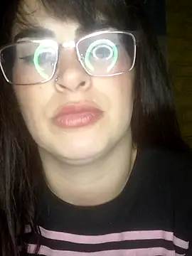 Tuputita11099 - Me chupo las tetas