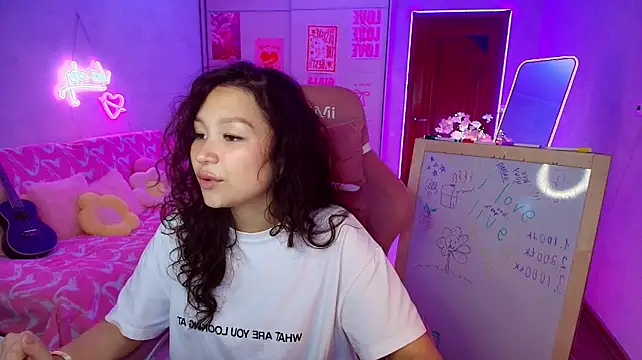 adeline's Live XXX Chat