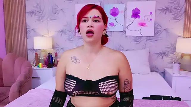 CherryTayloor - flashing one’s breasts