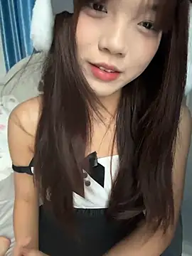 Youbaby-Love - 爸爸帮女儿揉胸