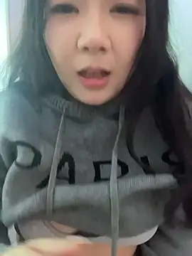 Luna-girl - 户外脱掉内衣裤真空两小时