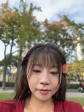 Bingbing6699 - 路边露全胸性感揉胸