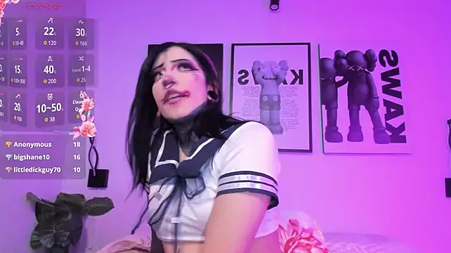 Kat_VonDe - Open legs show pussy 🥵