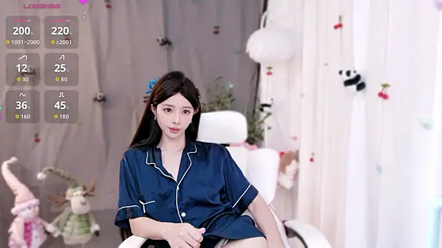 Purrbii - 我想回家吃鱼🐟快乐的女孩纸哈哈😄