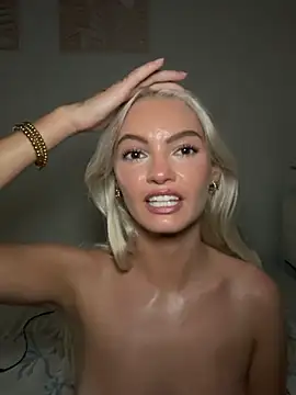 Imtessaxoxo - take my lingerie dress off