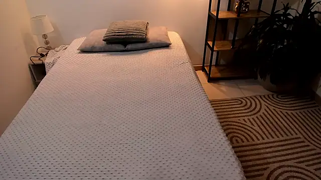 FenixAltheaxxx - rub tail + plug anal+ spank ass