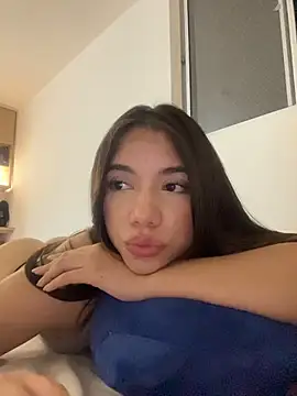 Lilithdya - fingers in pussy