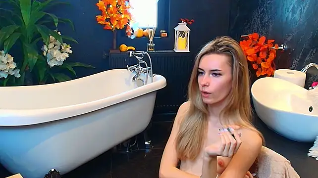 RoxanneJoy - dildo pussy - fuck me in the bathroom