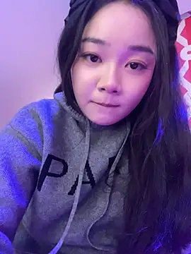Luna-girl - 户外脱掉内衣裤真空两小时