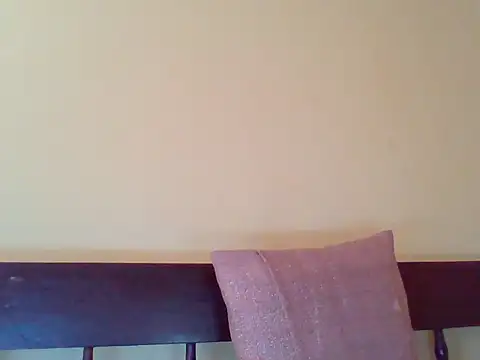 Debbie_sexy - Ride dildo and squirt