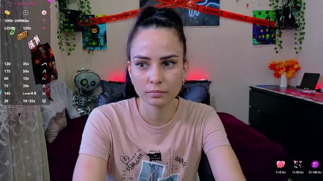 Kriss_brunette_5 - doggy show + spank ass