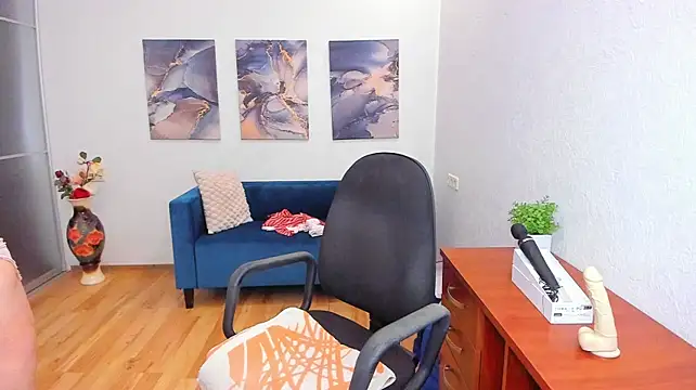 Erica_Edmonton - Take off the suit