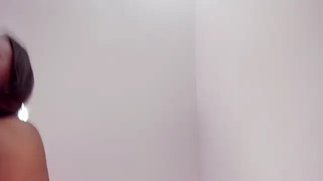 Naomy_makani - 🔥Doggystyle+Red assand fingers
