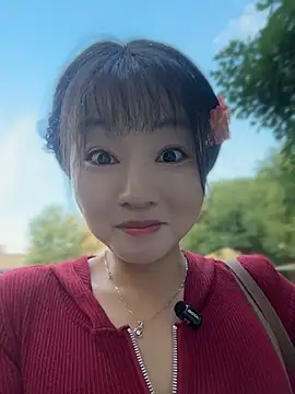 Bingbing6699 - 路边露全胸性感揉胸
