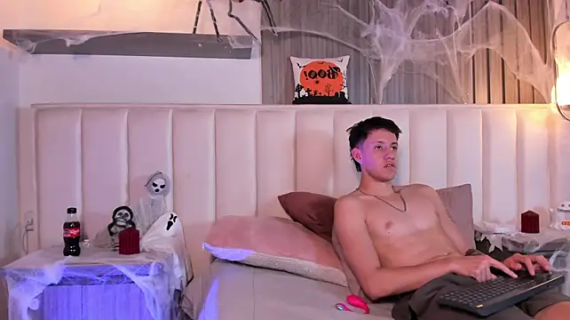 Lovelust_69 - Oil in body + Spank ass x6 🍑🔥
