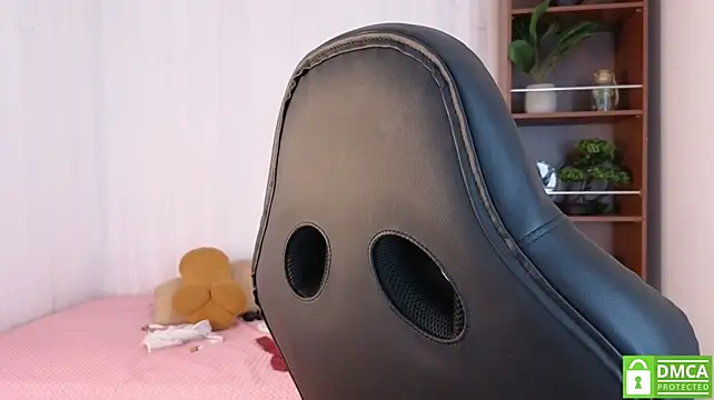 Ivy_Gail - doggy pose