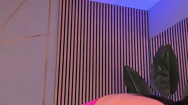 Boobzillaa - Last tipper gets 5 min control🎮