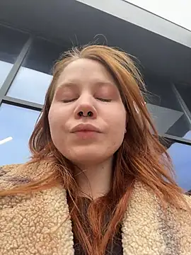 SlavicCandy - flash panties in public (risk)