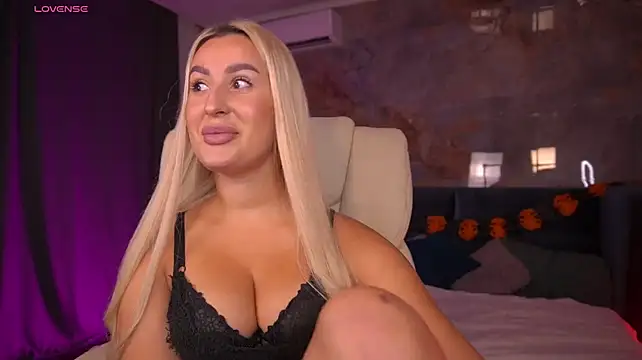 LiaBrazzerr - Naked