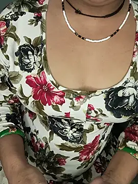 Miss_retika - Boobs show