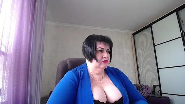 AlluringCurves