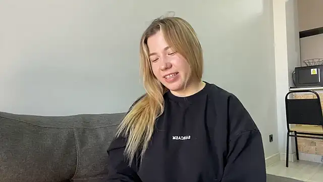 Alyrasun - oil on my body