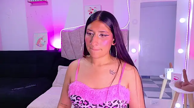 Sara_Blum - oil all over your body