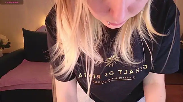 Viki_Charm - To new lingerie