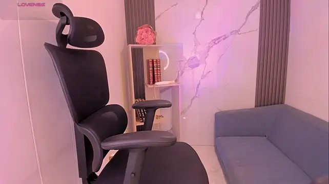 LizzyBrookss_ - ALL NAKED + PUSSY PLA + BLOWJOB X 3 MIN