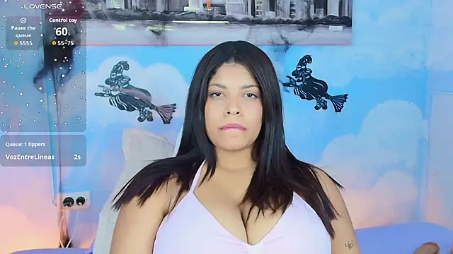 Ashlycarteer - Cameltoe whit open legs 👻