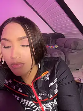 Iamsara_21 - Fuck and Squirt
