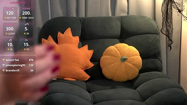 Naomi__nova - massage my big butty