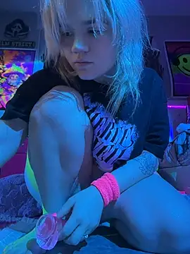 Cutiepiespanks - ✨Fuck Pussy with Glowing Dildo✨