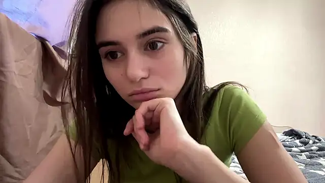 Barbie_ee - finger in my ass