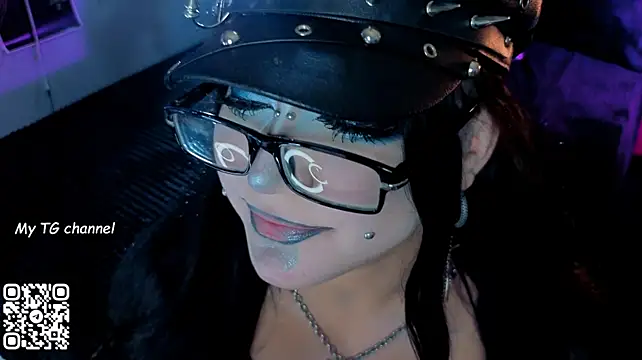 Vulagarmanners_ - LICK THE TIP AND EYES CONTACT