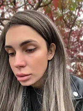 SandraCarter - Show naked ass in public