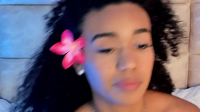 Evahfox - HORNYYY ⭐