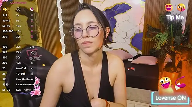 Athenaa_tay - Fuck pussy with heels