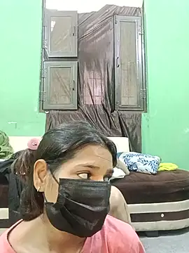 Queen_queen - Boobs show 👀💋