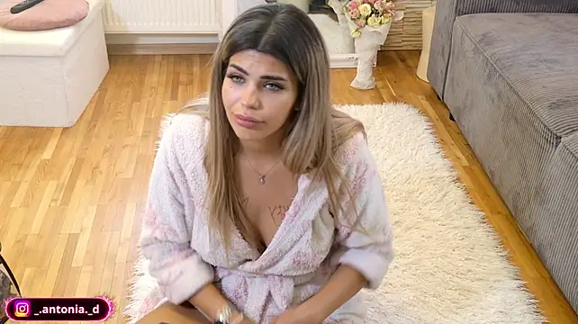 Bella_Posh - Happy pussy, happy life!