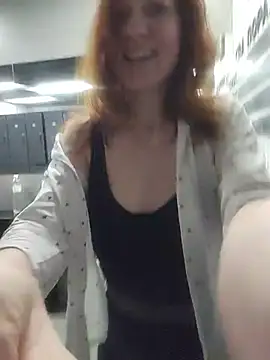 Exhibitionsplit - MAKE me CUM RUNNING ♤SQUIRT
