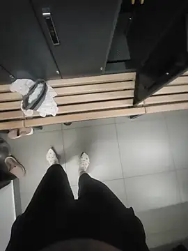 Exhibitionsplit - MAKE me CUM RUNNING ♤SQUIRT