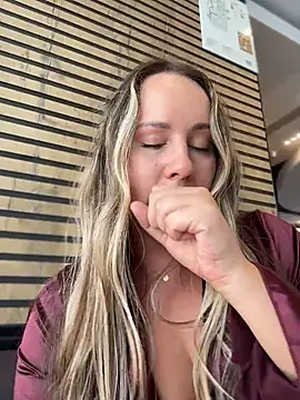 Mona_Plus